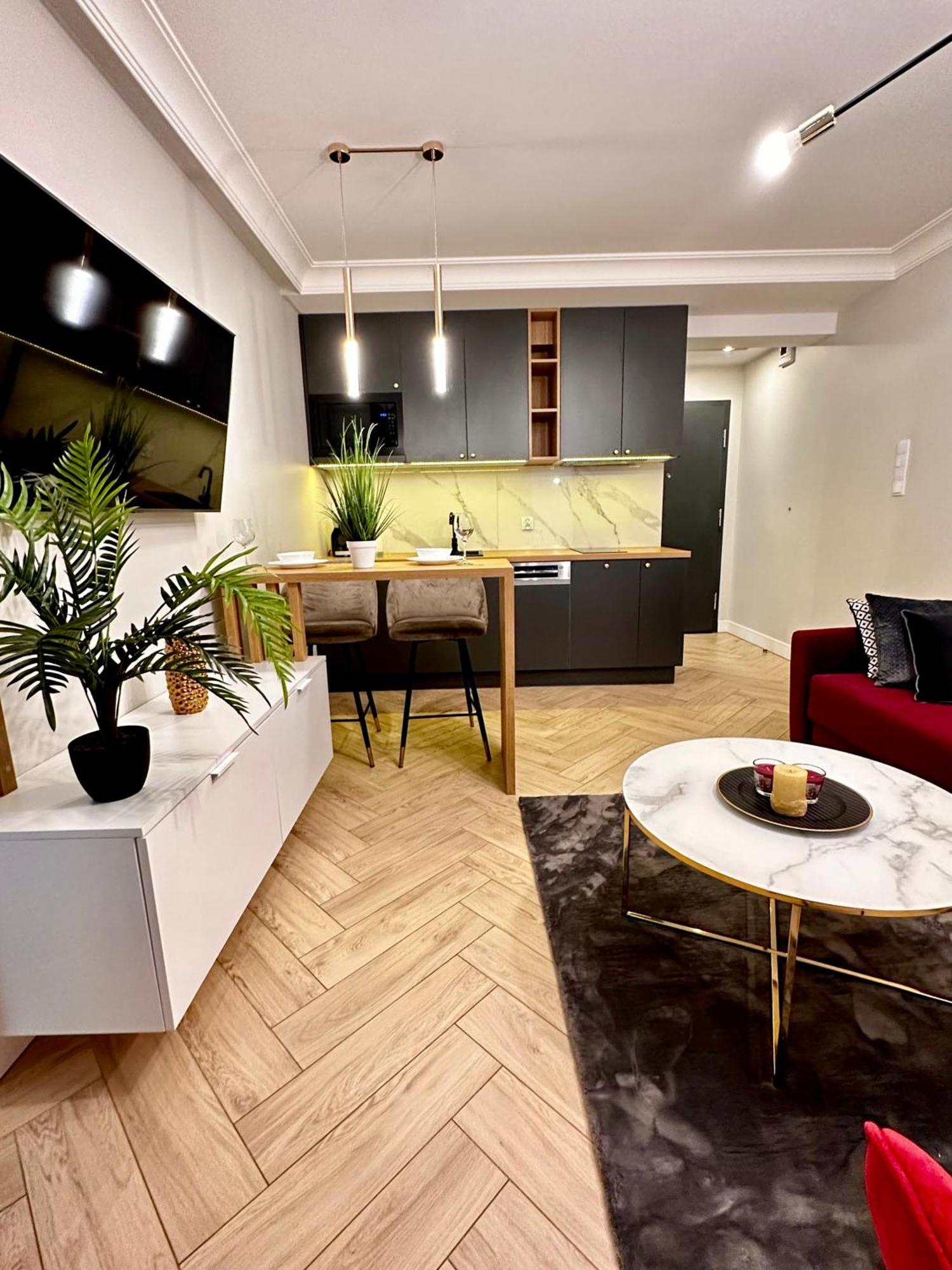 Apartamenty Kielce- Apartament Rubin Przy Zalew Kielecki, Faktura, Parking, Centrum Bagian luar foto