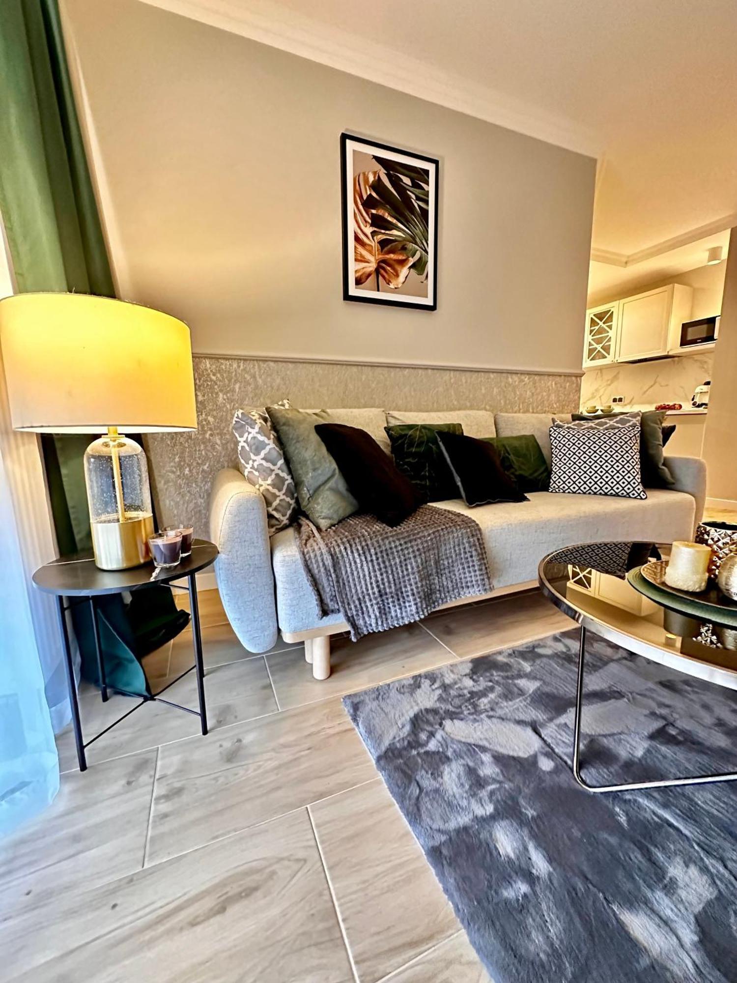 Apartamenty Kielce- Apartament Rubin Przy Zalew Kielecki, Faktura, Parking, Centrum Bagian luar foto